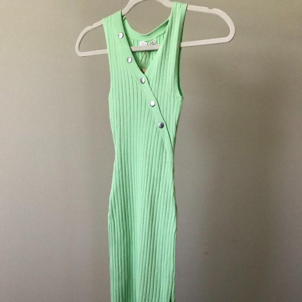 Jolie & Joy Green tank midi dress